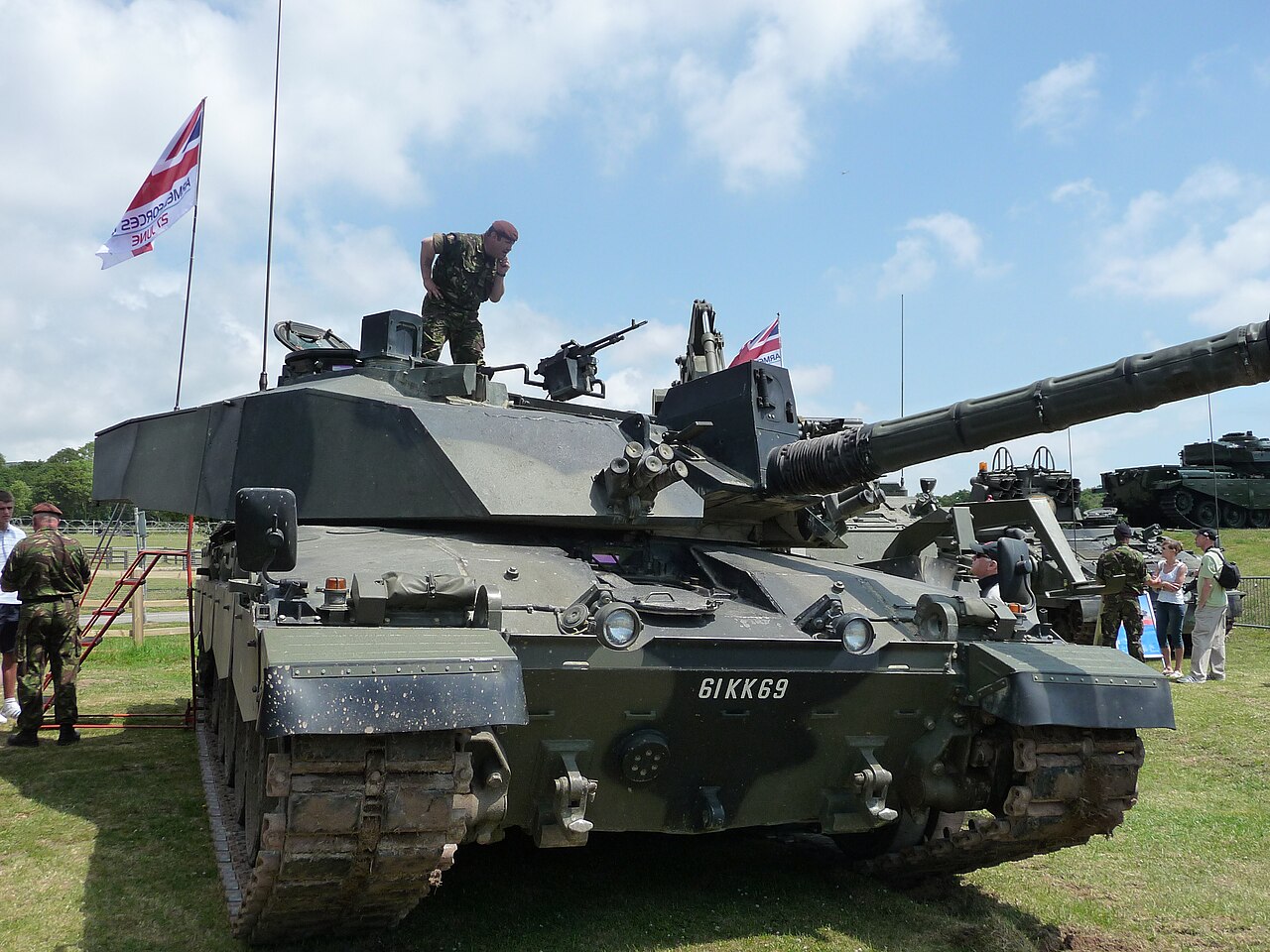 Challenger 2